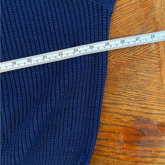 Blue Sweater - Picture 4 of 6